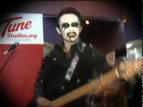 As Dark As Midnight - Halun