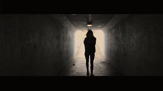 Halsey - Hold Me Down (Music Video)