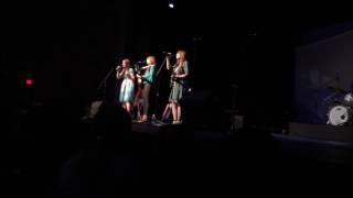 Girls sing at David Archuleta Concert Queen Creek, AZ