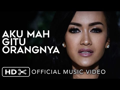 Julia Perez - Aku Mah Gitu Orangnya (Official Music Video)