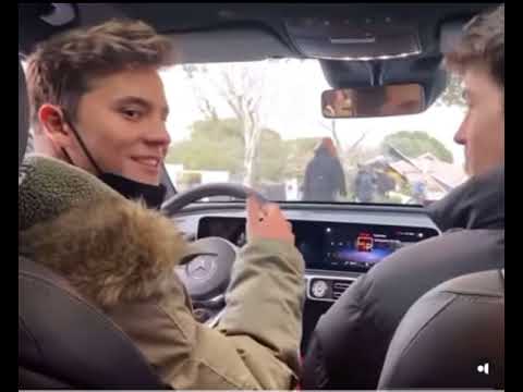 Andre Lamoglia & Manu ríos singing dark horse by katy perry