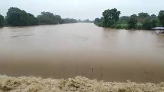 preview picture of video 'Banjara dam sheopur |overflow|Sheopur(2)'