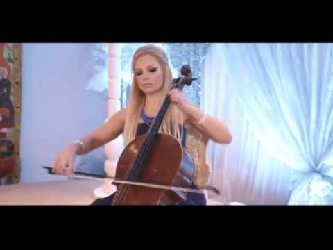 Wedding Cellist Lizzy May - Available from AliveNetwork.com