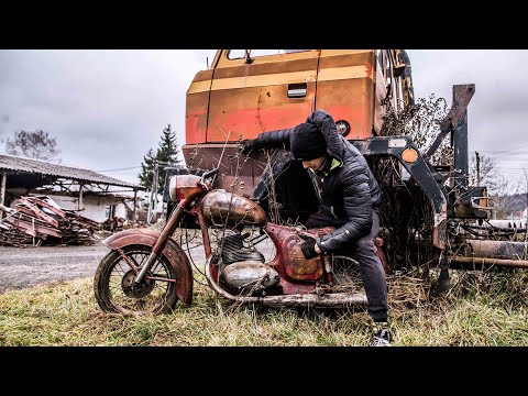 Restoration Abandoned Old Motorcycle Jawa 250 2-stroke Engine 1962
