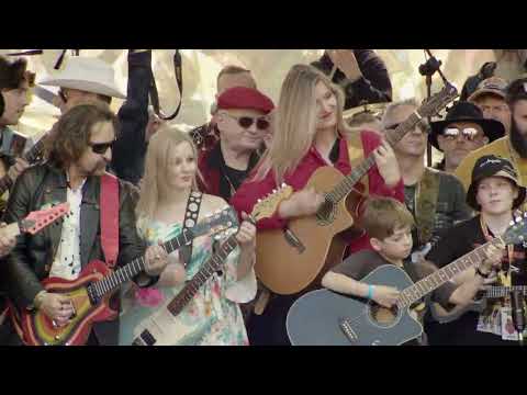 Gitarowy Rekord Świata 2022. We Wrocławiu zagrało 7676 gitar!