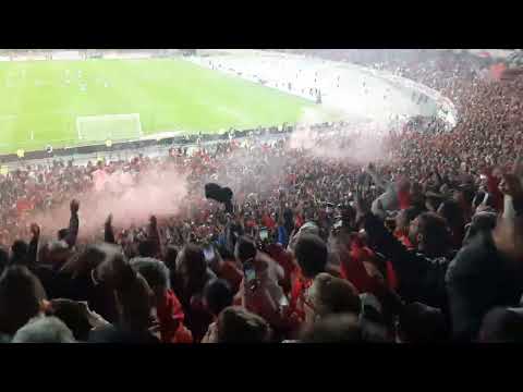 Borracho Siempre voy descontrolado. Vamo' a ver al Millonario Vamo' a ver al tricampeón