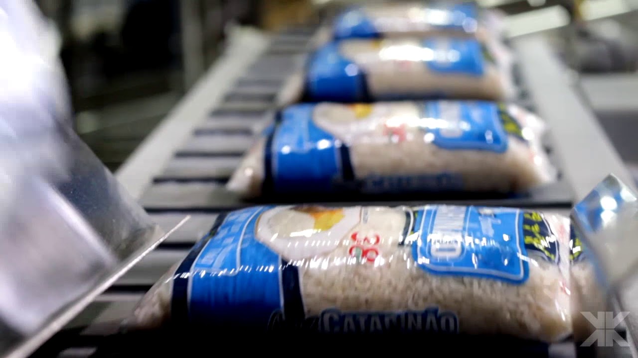 Empacotamento e enfardamento automático (Arroz 1kg) - Empacotadora DG-4 e Enfardadeira MK-30 Indumak