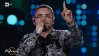 Rocco Hunt canta &quot;Nu juorno buono&quot; - AmaSanremo 05/11/2020