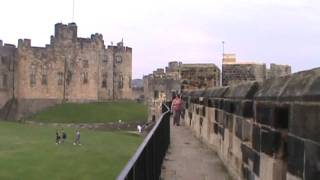 preview picture of video 'Alnwick Castle in Northern England'
