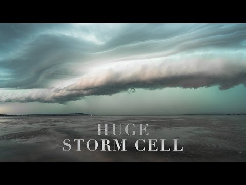 HUGE STORM CELL - timelapse over Lake Illawarra