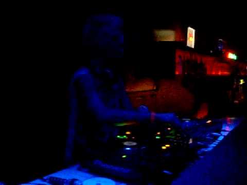 Jonty Skrufff@Vegas Club - Sao Paulo/Brazil - 06/2010 (Video 4)