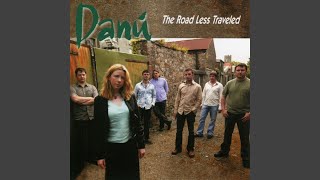 Music video thumbnail preview for MaCahill's Reel / Dohery's / Reel Gan Ainm by Danú