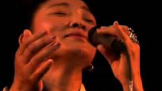 Canto de Yungchen Lhamo -