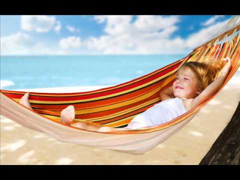 Drum kick clap, cymbal rhythm 4,4 B