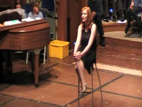 Natasha Szmidt singing 