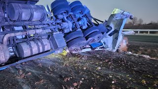 Semi-truck crash on U.S. 65 near Hollister, Mo., blocks traffic lanes, minor injuries reported