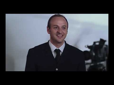 Boris - Sto stronzo guarda in macchina!