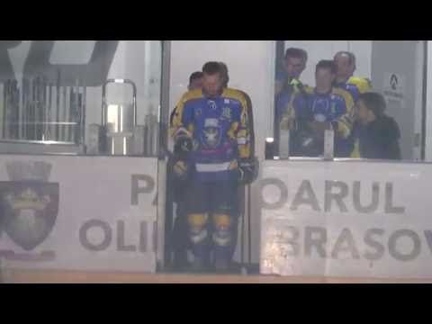 Prezentarea jucatorilor Corona Wolves Brasov, la debutul acasa in Liga MOL 2016 2017