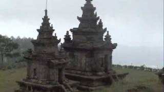 preview picture of video 'Gedong Songo Temple - Central Java'