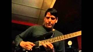 Video thumbnail for SHOE pedals FROG demo 1 slappy funk guitar loop (Ed Diaz) by clearlight808