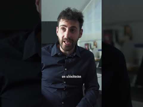 How the “We buy your car” cards are created