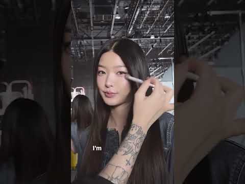 KATSEYE members. Gap girls.