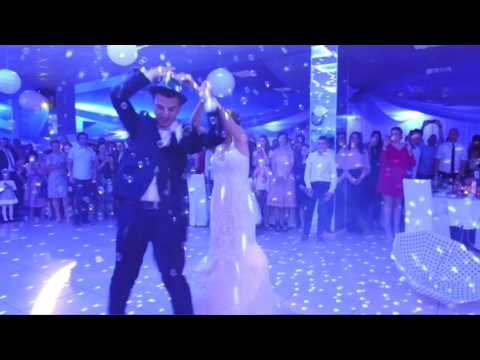 download lagu mp3 mp4 Wedding Reception Sinatra Style Jazz, download mp3 Wedding Reception Sinatra Style Jazz free downloadn, video klip Wedding Reception Sinatra Style Jazz