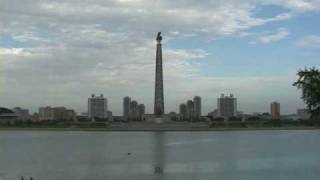 preview picture of video 'Kim Il-Sung Square - Pyongyang, North Korea (September 2009)'