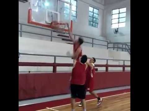 Kobe's Paras brother André Alonzo Paras Posterized His Two Defenders