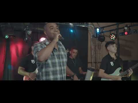 Fredy Costa  - Amanecio lloviendo