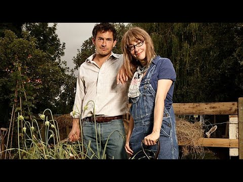 Giles & Sue Live the Good Life - Episode 1, Getting Started