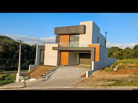 CASA COM 3 DORMITÓRIOS (3 SUÍTES), 2 VAGAS, 219M² ÁREA PRIVATIVA para venda EM PALMARES