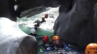 preview picture of video 'Canyoneering - Alpine Rescue Center Zermatt'