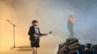 AC/DC - Anything Goes - Live [Tampa 2008]