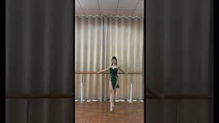 Ngực to hàng khủng ai cũng muốn