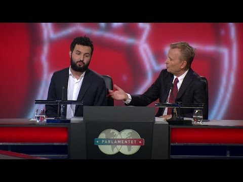 Åldersmobbningen mot Johan Ulveson fortsätter - Parlamentet (TV4)