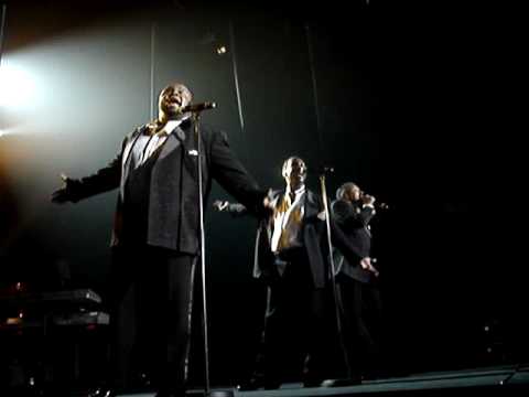 The Temptations " get ready" @ Casino de Paris, Paris March 31 2010