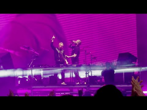Galantis - Pretty Low feat. Dillon Francis [Live @ Lollapalooza] 08/02/2024