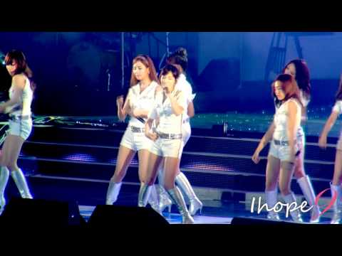 SNSD 110806 RundevilRun fullshot