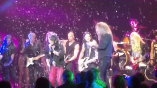 Alice Cooper&#39;s Christmas Pudding Grand Finale 2012
