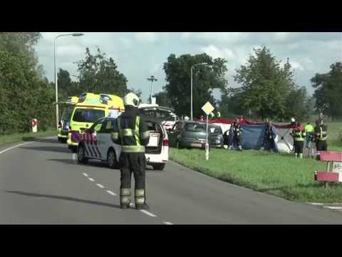 GPTV: Vrouw komt om bij frontale botsing op N358 bij Buitenpost