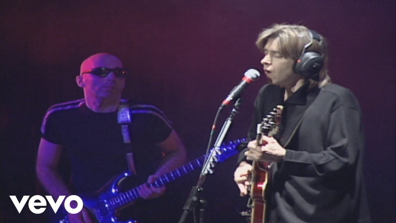 Red House (Live In Concert) - YouTube