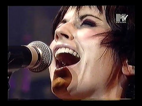 THE CRANBERRIES Daffodil Lament - Stars . Bologna 02 - YouTube