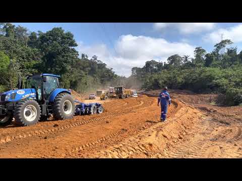 Frente de serviço de terraplenagem completa!