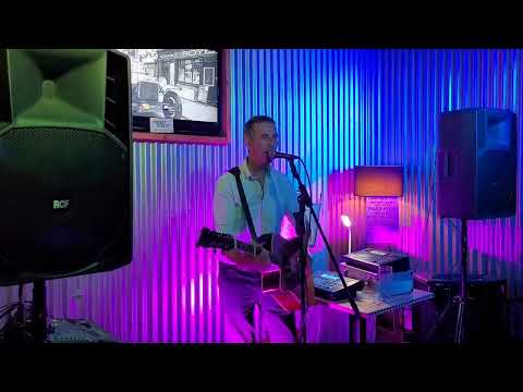 Mickey the Butcher singing Drawing Little Men in the Ashes in Boylans Ardee - 11th July 2025