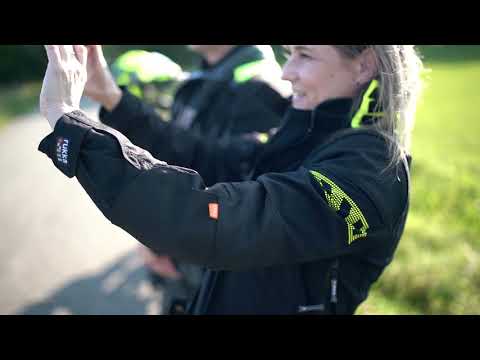 Lookbook: Magnitudo Yellow, Offlane, Elastina