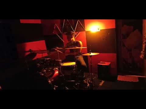 Avin Aster Jiye kyun Drums solo 