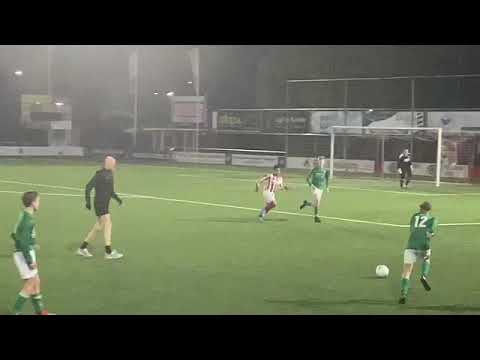 1E helft Vv Bennekom Jo 15-2  VR Groen Wit