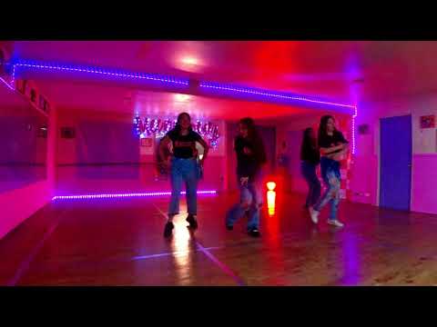 Eda eda- El sawareekh- Escuela de Danzas Árabes Muneerah