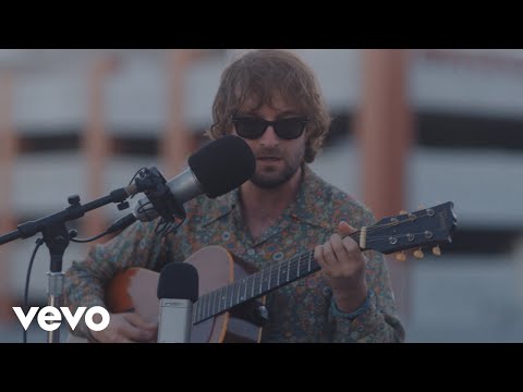 Angelo De Augustine - Another Universe [Live DTLA]